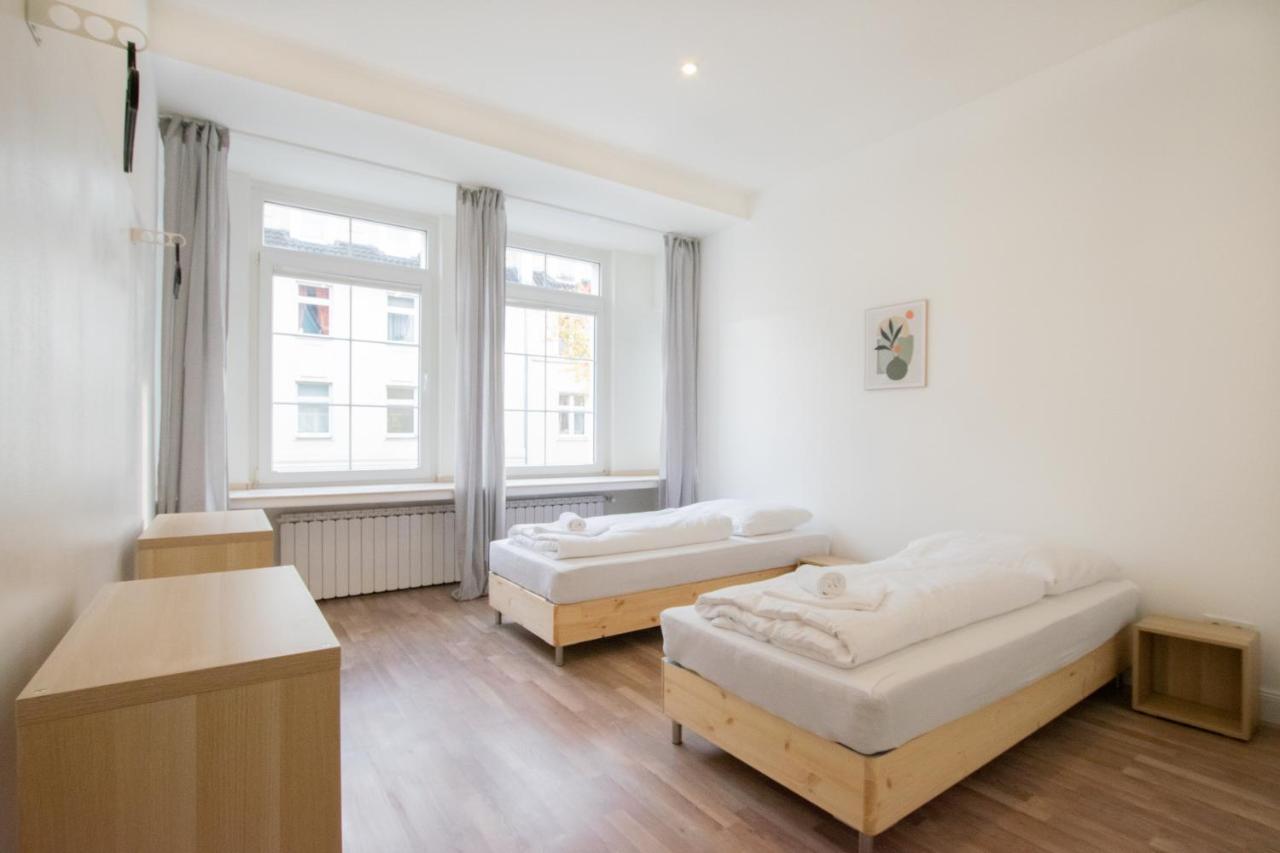 Raj Living - 1 Or 3 Room Apartments - 20 Min Messe Dus And Old Town Dus 杜塞尔多夫 外观 照片